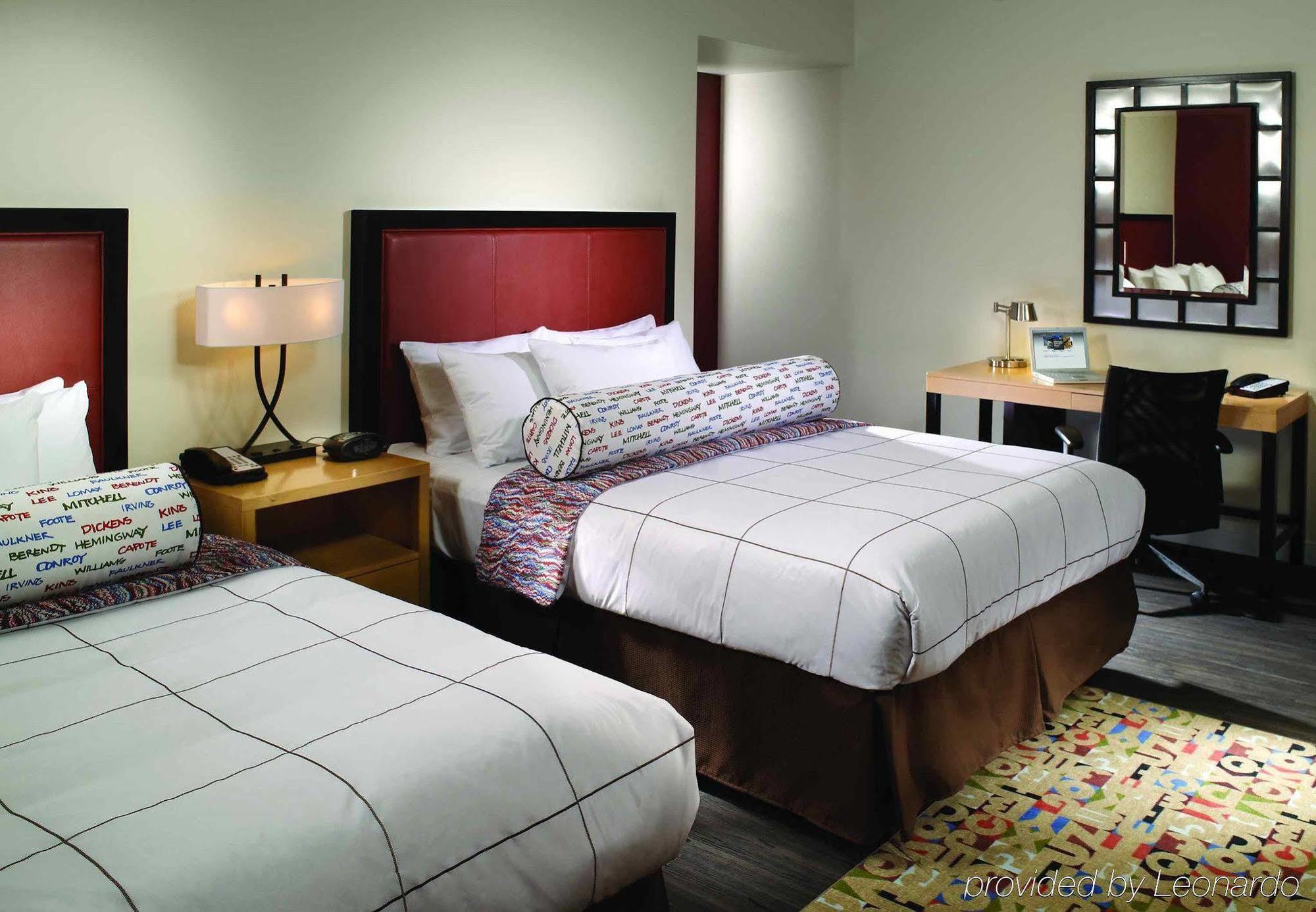 Courtyard By Marriott Atlanta Downtown Hotel Exterior photo