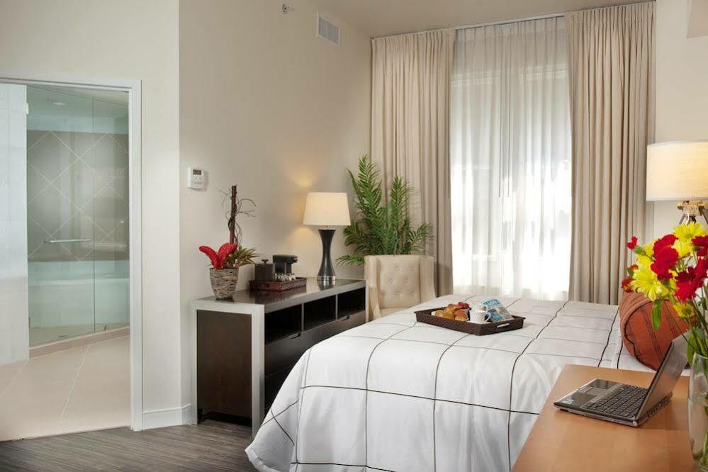 Courtyard By Marriott Atlanta Downtown Hotel Exterior photo